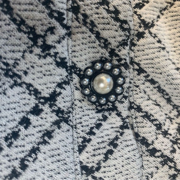 Karl Lagerfeld Windowpane
Pull On Mini Skirt Size
10 Black Grey - Picture 11 of 16